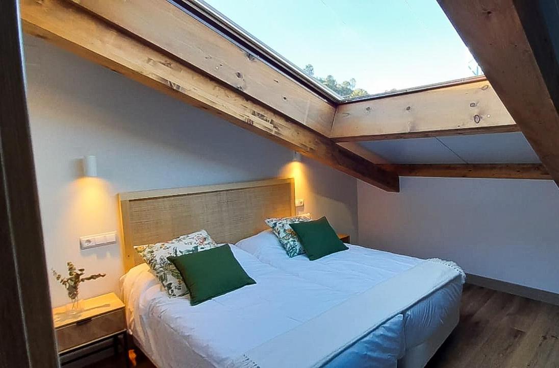 Hotel Camino De Las Estrellas Serranillos Екстериор снимка
