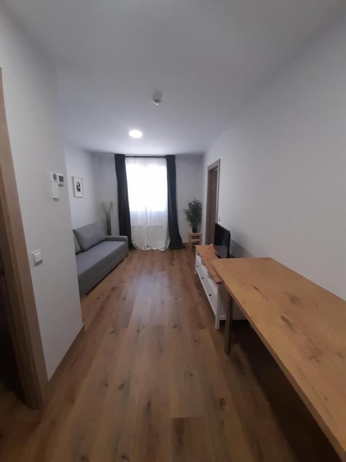 Hotel Camino De Las Estrellas Serranillos Екстериор снимка